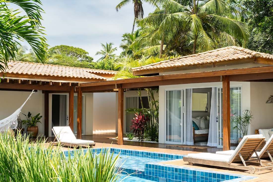 Casa do Encanto, Orixás Residence, Praia do Encanto: deck con piscina, área gourmet con pérgola, área de parrilla propia y chimenea exterior para reuniones al aire libre